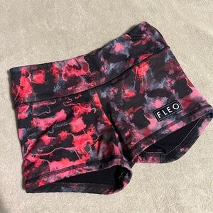 Fleo Shorts 3.25"